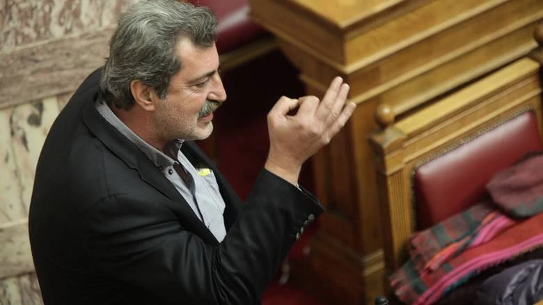 Ξέσπασμα Πολάκη κατά Αυτιά: «Ξεφτίλισμα της δημοσιογραφίας πάρε τον Ρωμανιά και πέστε από το γκρεμό…»